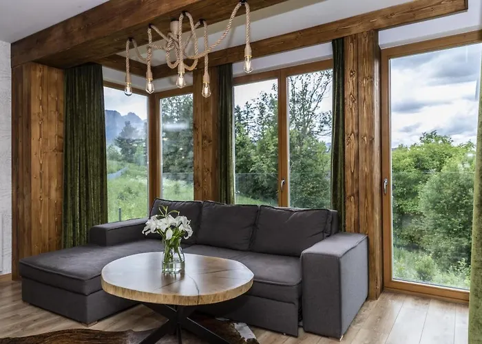 Smrekowa Polana & 4*