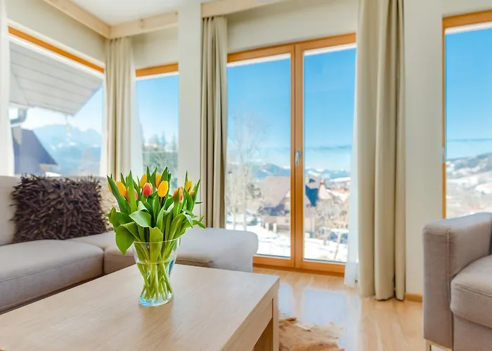 Smrekowa Polana & 4*