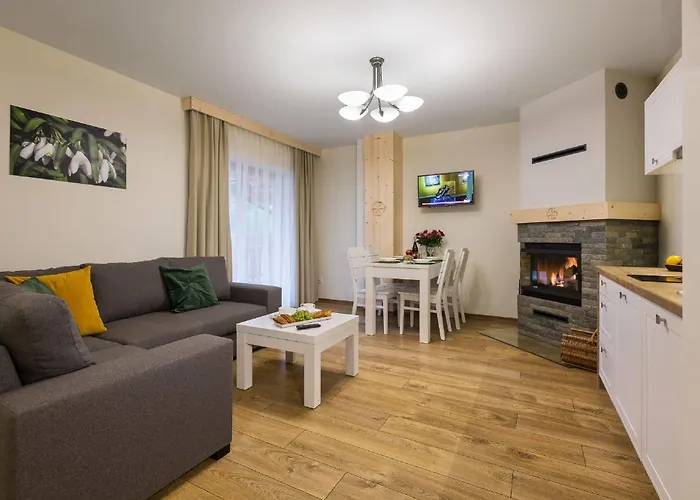 Smrekowa Polana & 4*