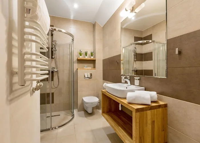 Smrekowa Polana & 4*